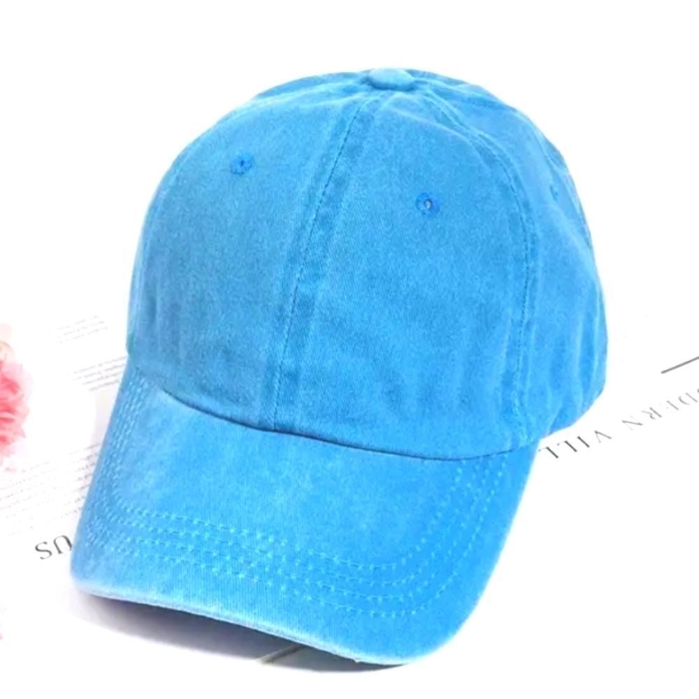 Light blue vintage unisex baseball hat